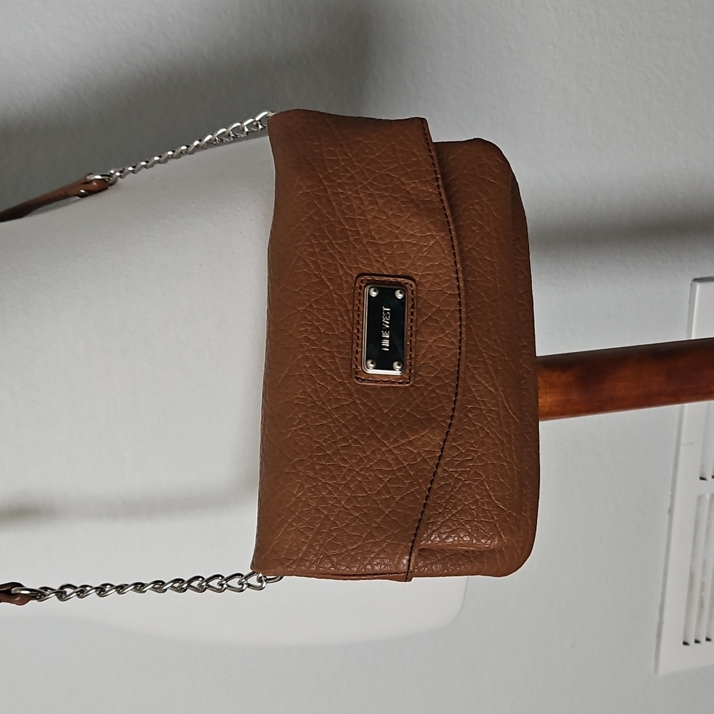 Nine West Crossbody Purse Convertible Wristlet Bag Brown Detachable Strap - Picture 2 of 12